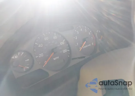 2001 Nissan Sentra Gxe z USA, uszkodzony, nr VIN 3N1CB51DX1L490525